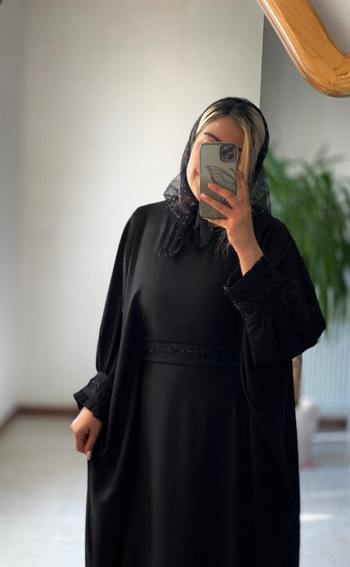 عبایی استین پِلیسه راحیل مجلسی سایز بزرگ